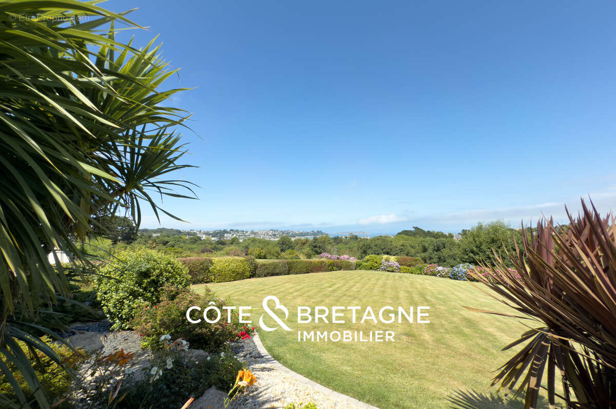 Maison à SAINT-QUAY-PERROS