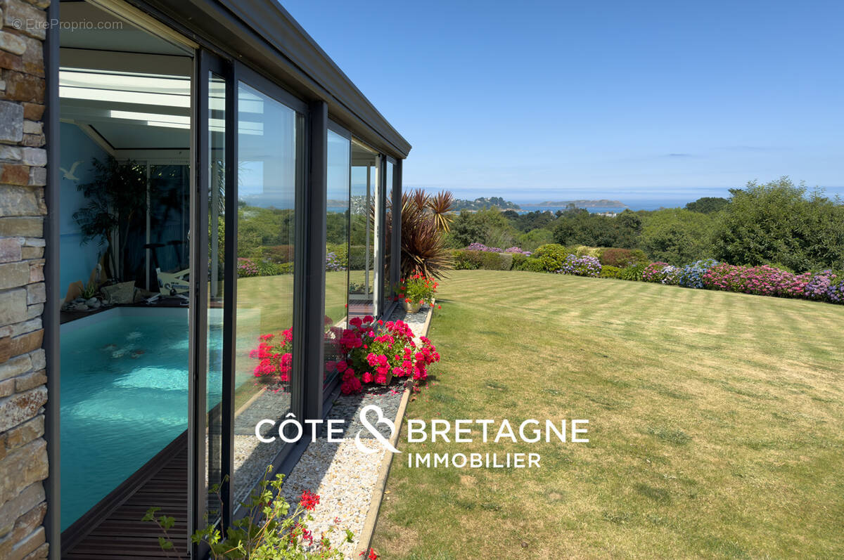 Maison à SAINT-QUAY-PERROS