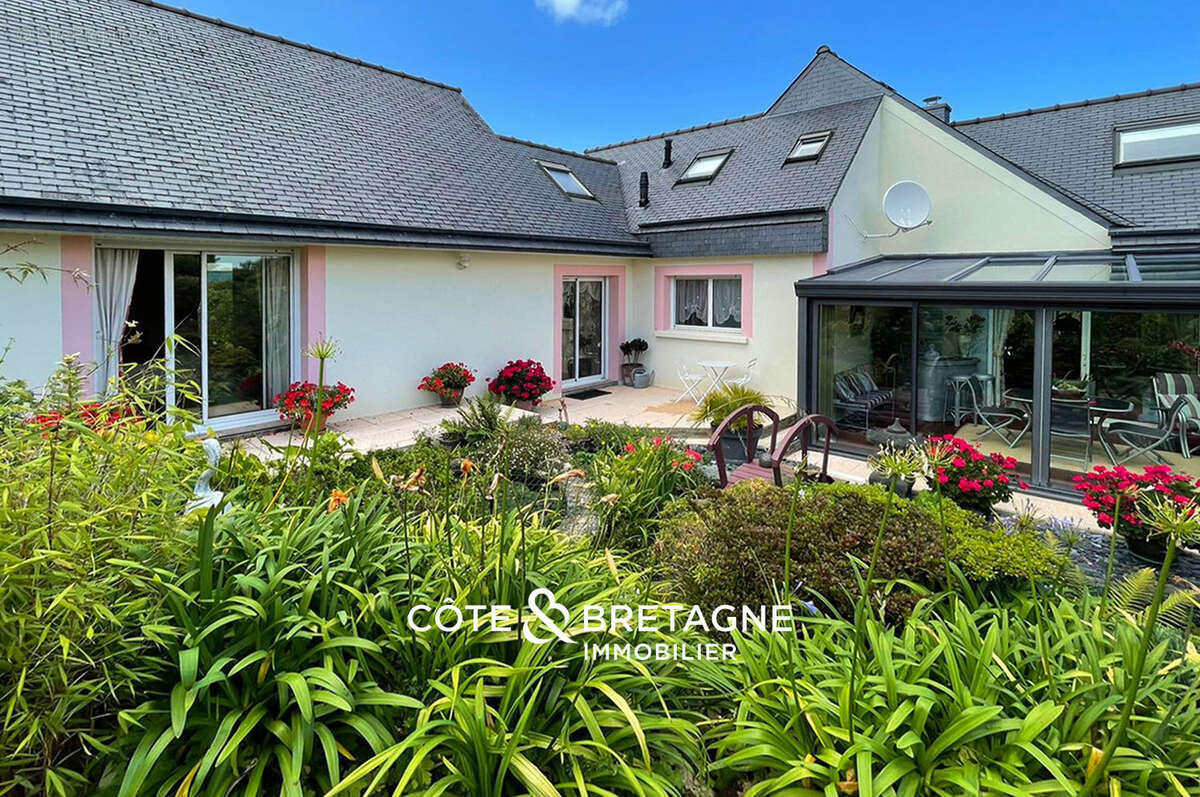 Maison à SAINT-QUAY-PERROS