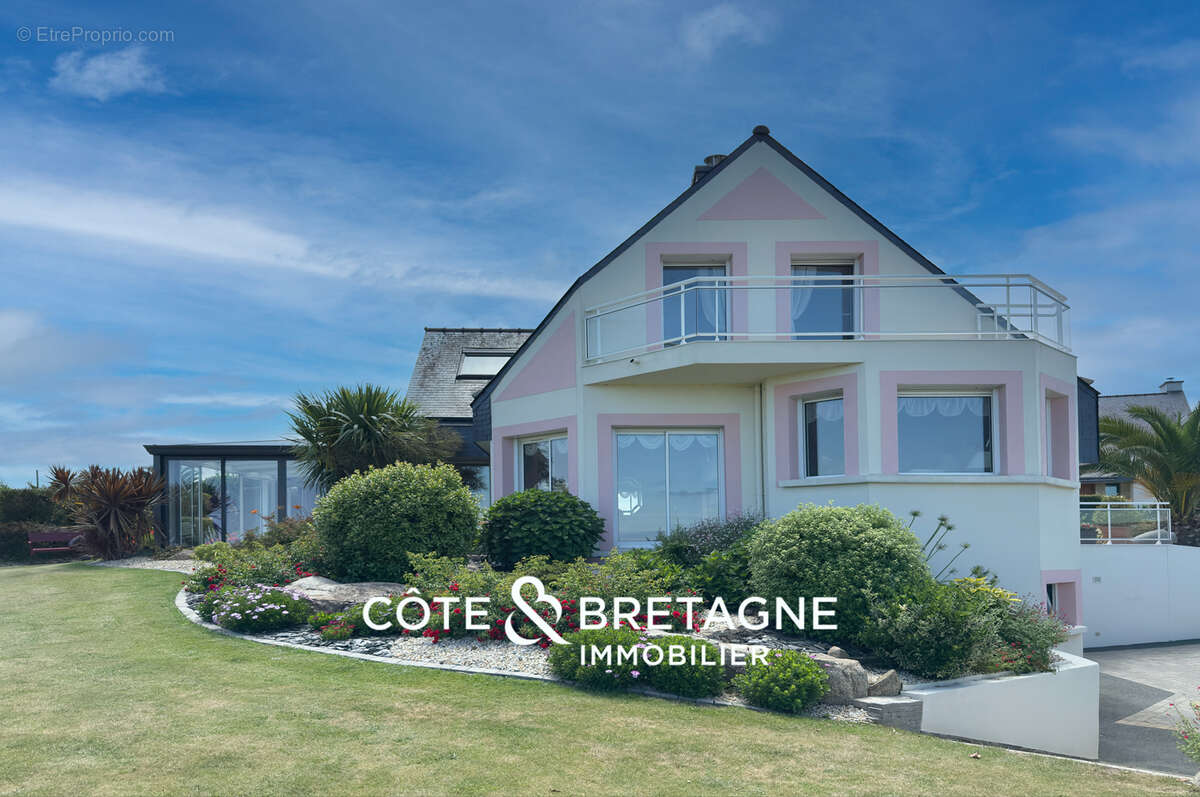 Maison à SAINT-QUAY-PERROS