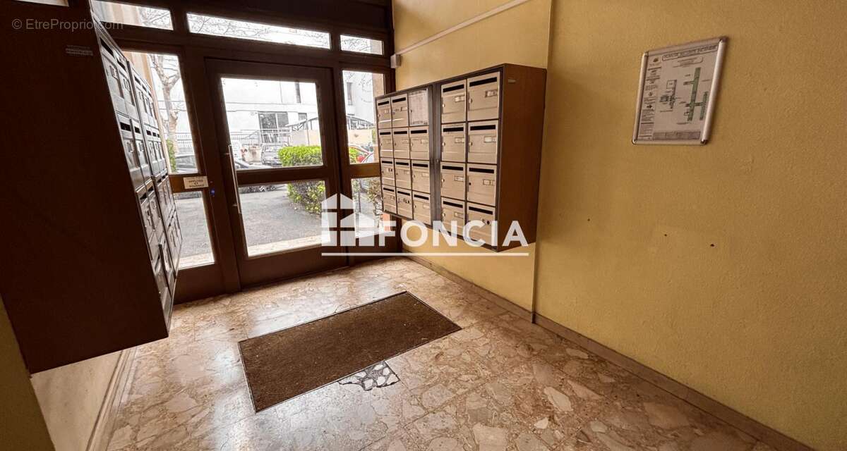 Appartement à MARSEILLE-15E