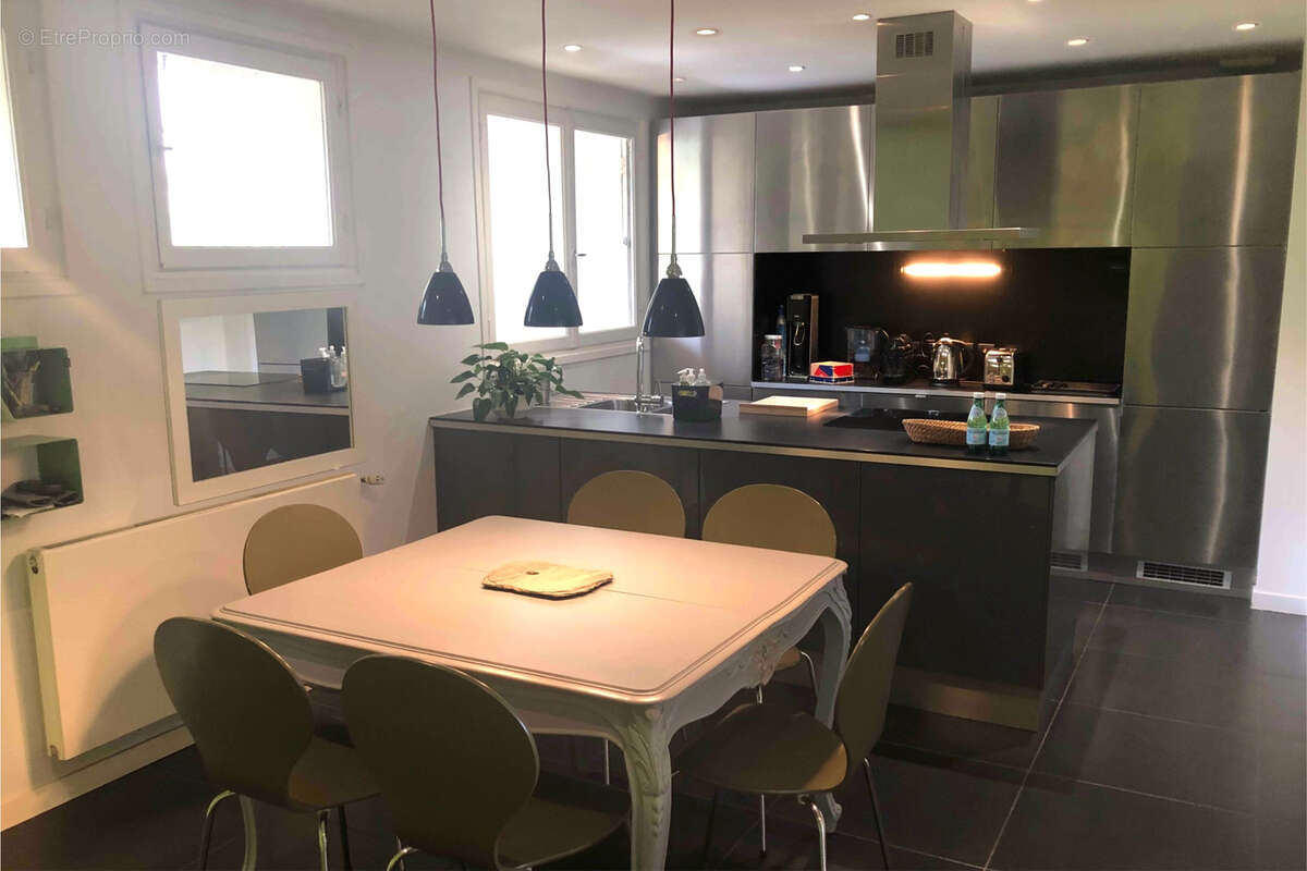 Maison à SAINT-CYR-AU-MONT-D&#039;OR