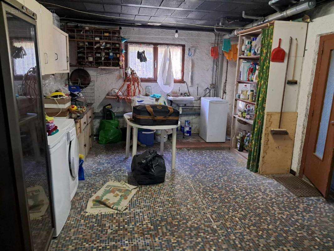 Maison à SAINT-PRYVE-SAINT-MESMIN