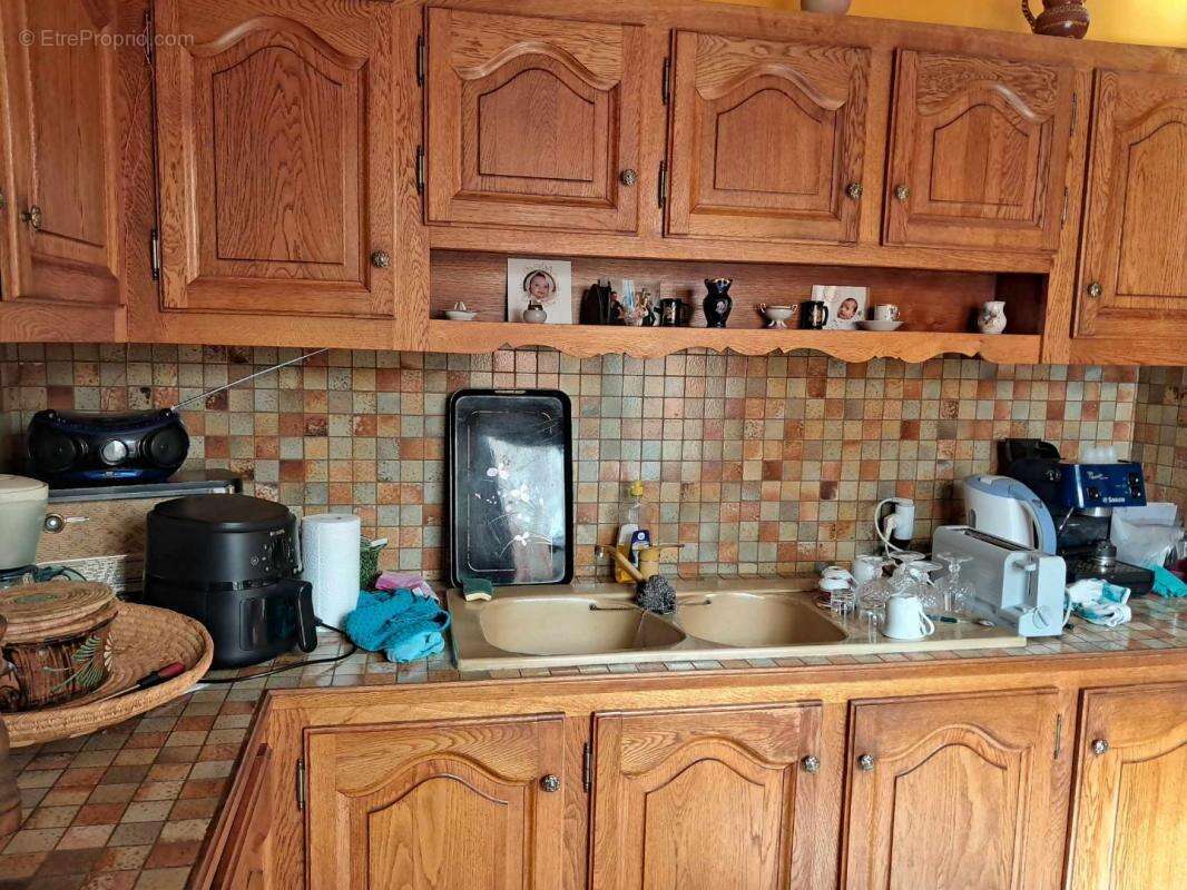 Maison à SAINT-PRYVE-SAINT-MESMIN