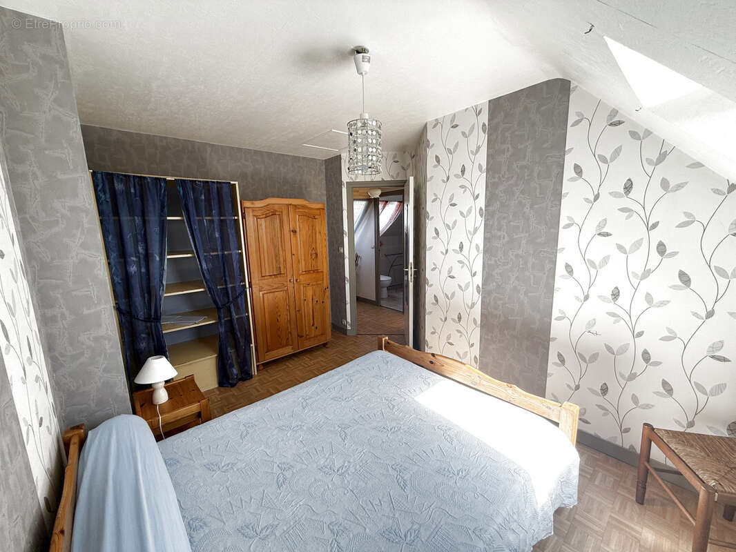 Maison à PLOUNEOUR-TREZ