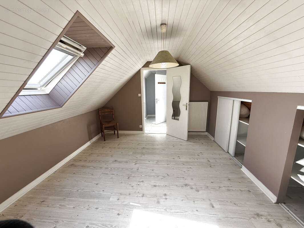 Maison à PLOUNEOUR-TREZ