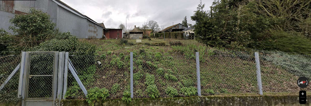 Terrain à LES AIX-D&#039;ANGILLON