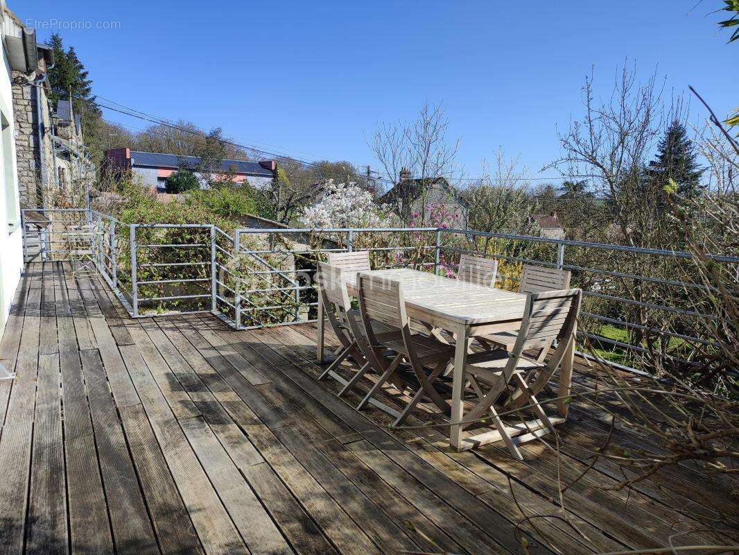 Maison à CONDE-SUR-SARTHE