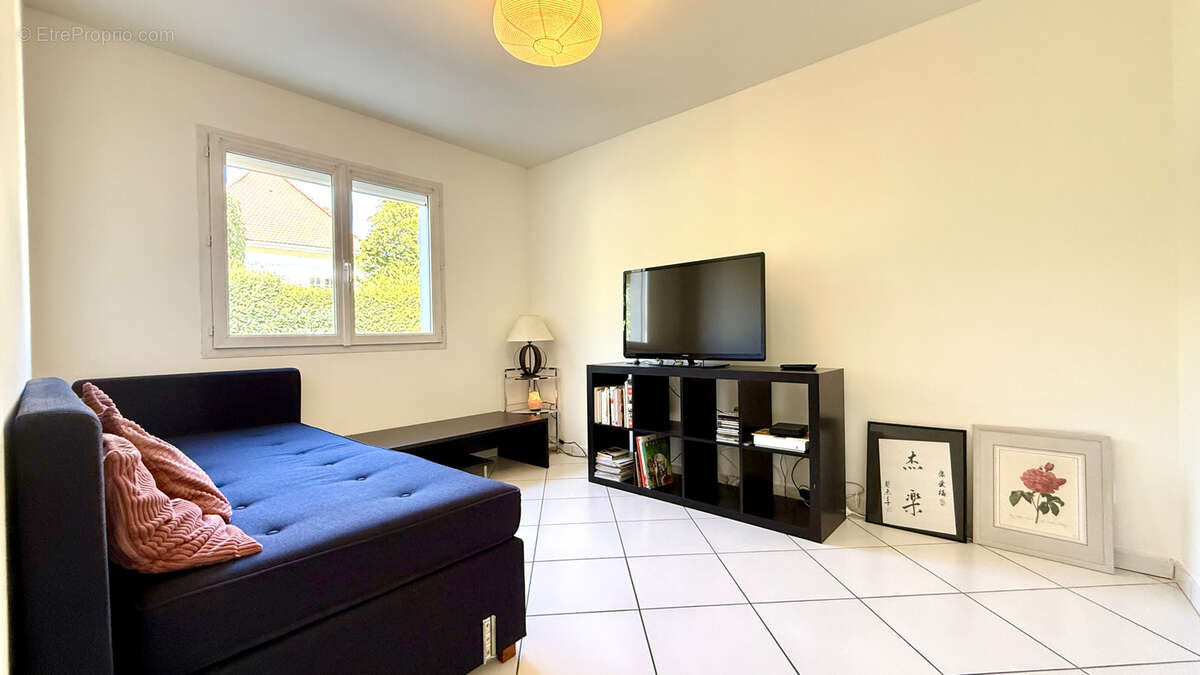 Maison à PREVESSIN-MOENS