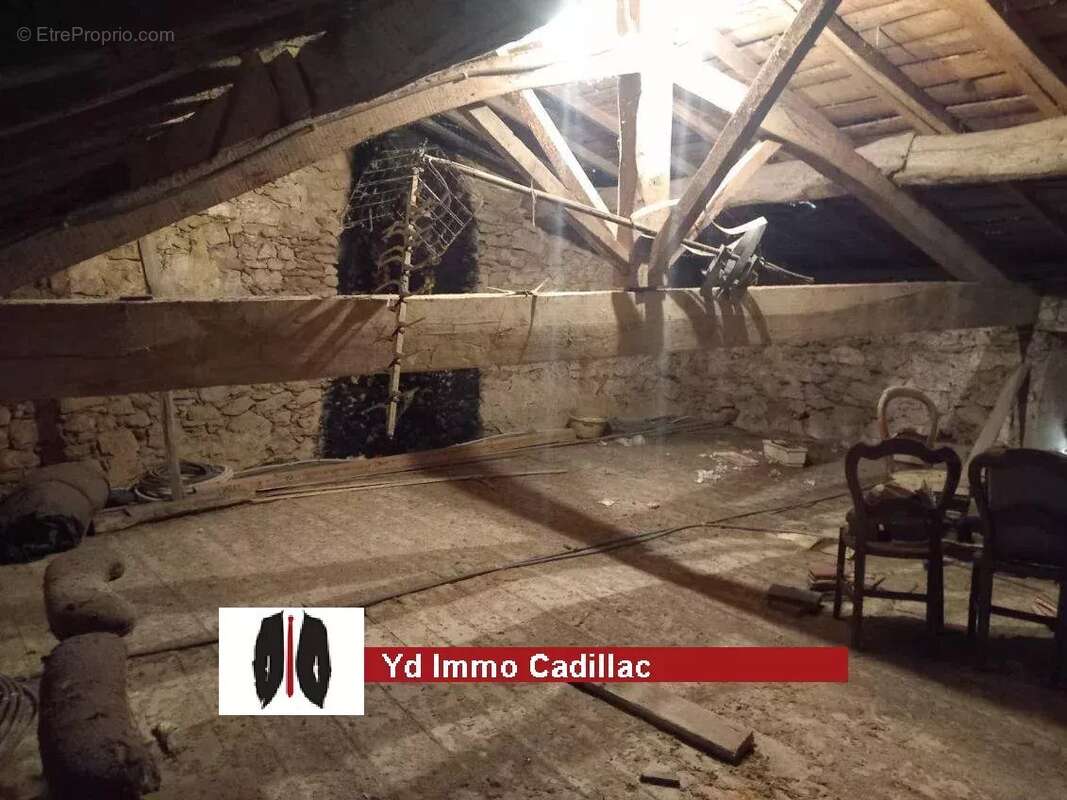 Maison à MONPRIMBLANC