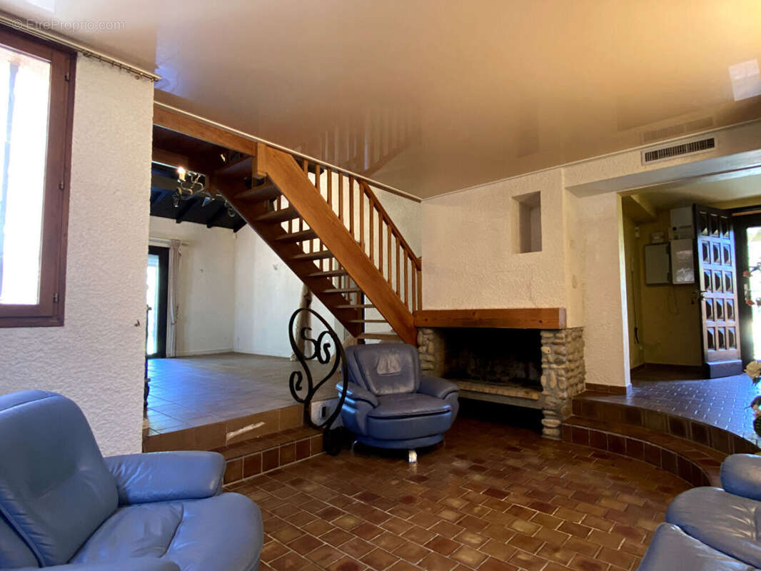 Maison à MONTESQUIEU-DES-ALBERES