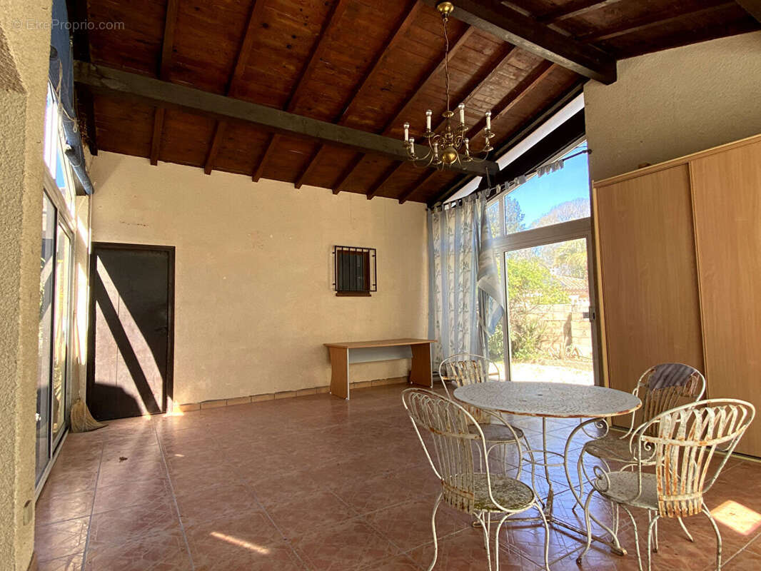Maison à MONTESQUIEU-DES-ALBERES