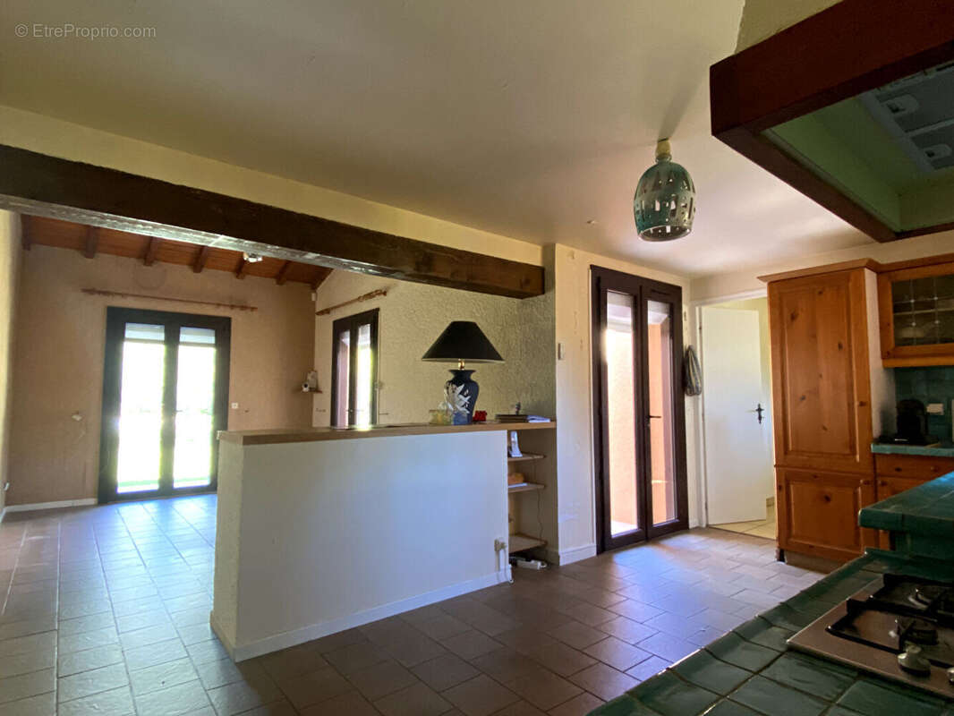 Maison à MONTESQUIEU-DES-ALBERES