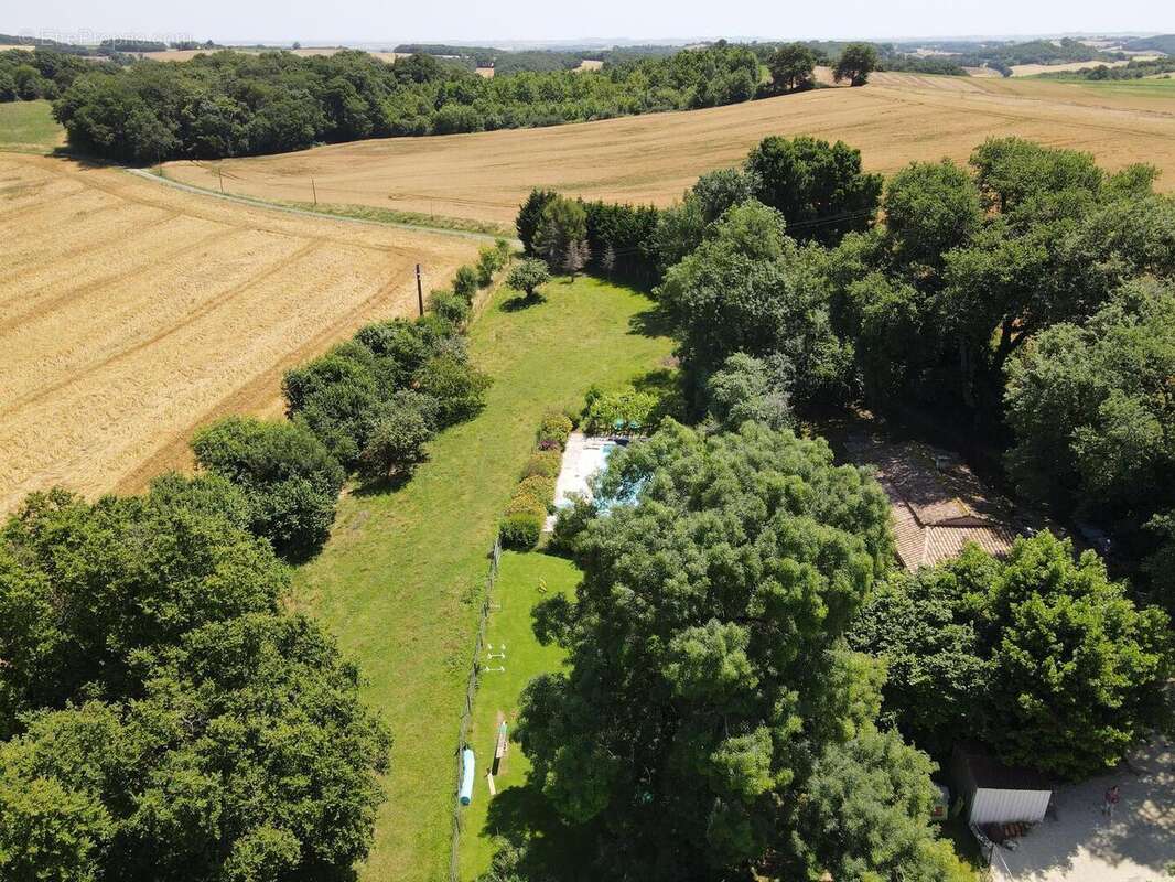 djifly202506171326486481750159623671photo - Maison à CASTERA-VERDUZAN