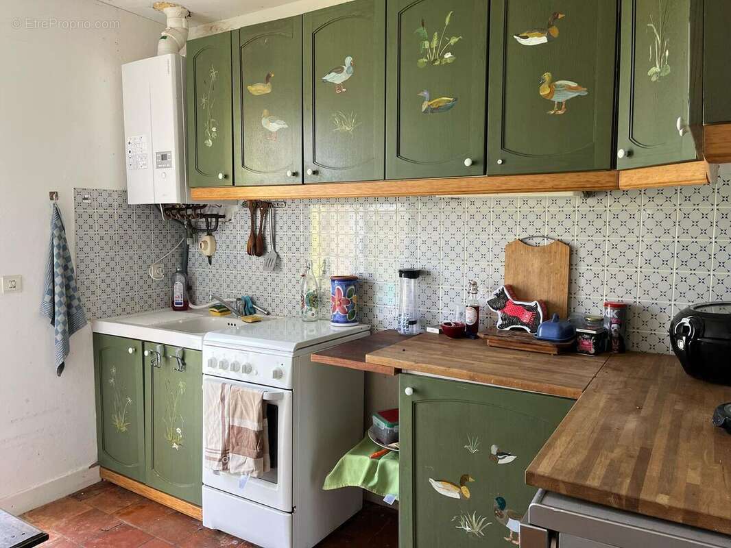 NK GIte kitchen2 - Maison à CASTERA-VERDUZAN