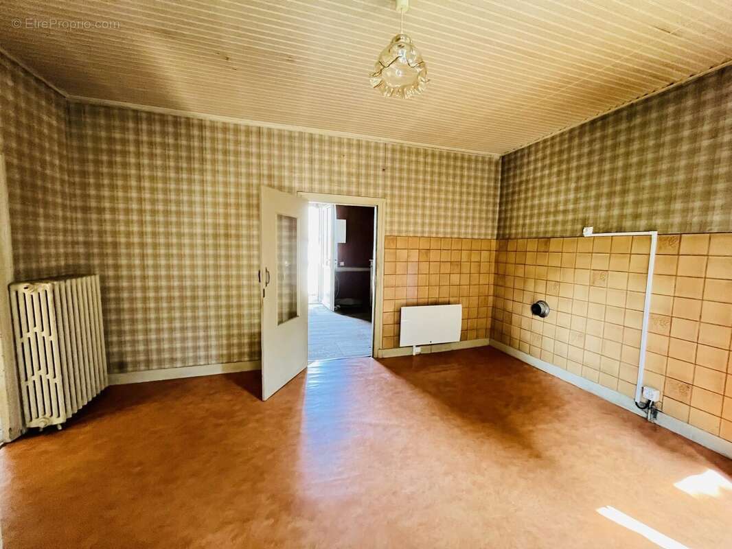 Maison à SAINT-DESIRE