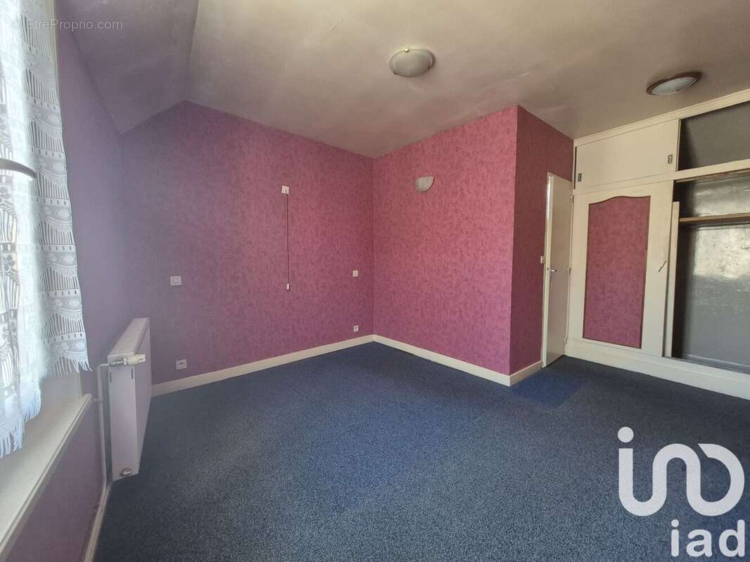 Photo 8 - Maison à ROMILLY-SUR-SEINE