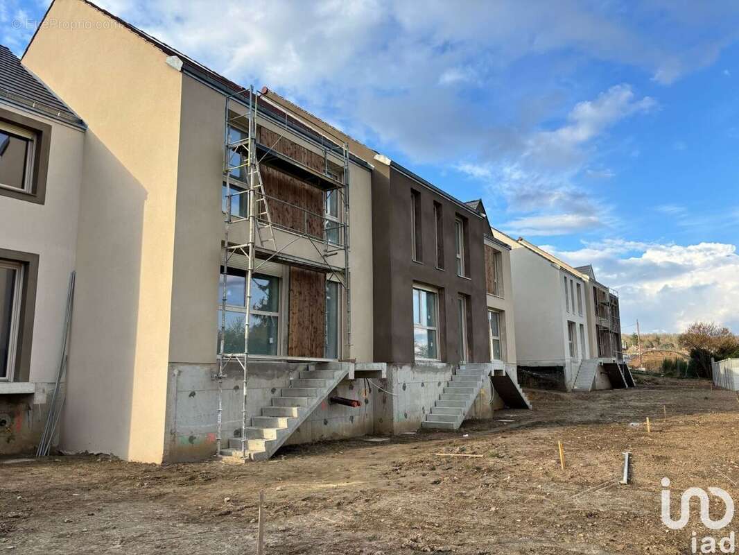 Photo 3 - Maison à SAINT-CHERON