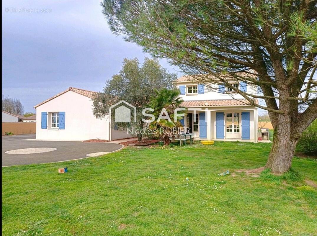 Photo 1 - Maison à GERMOND-ROUVRE