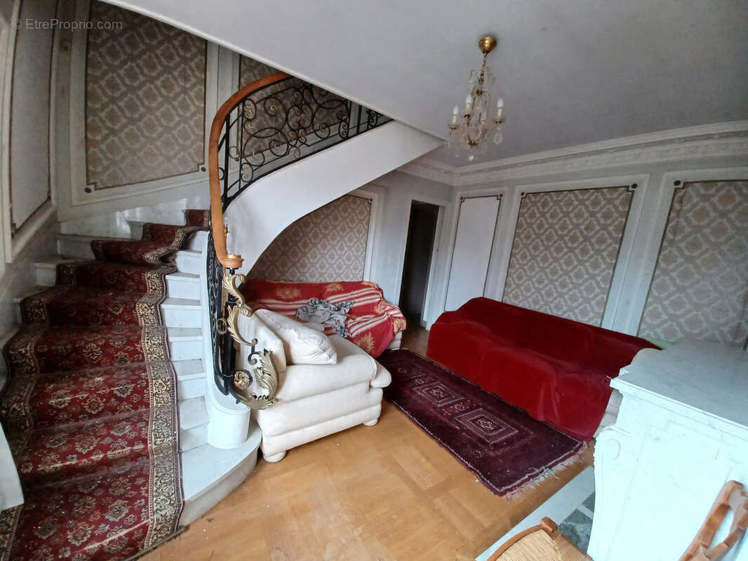 Maison à SAINT-MARTIN-VALMEROUX