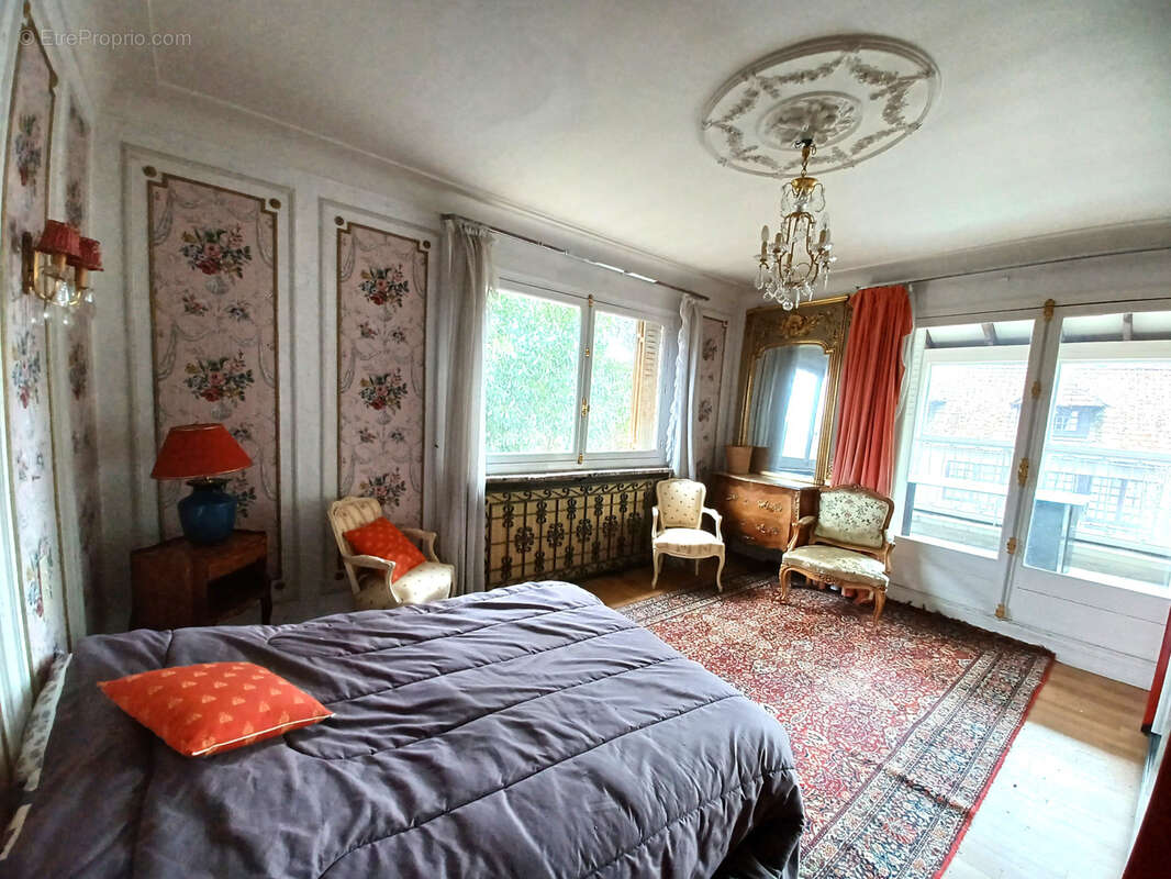 Maison à SAINT-MARTIN-VALMEROUX