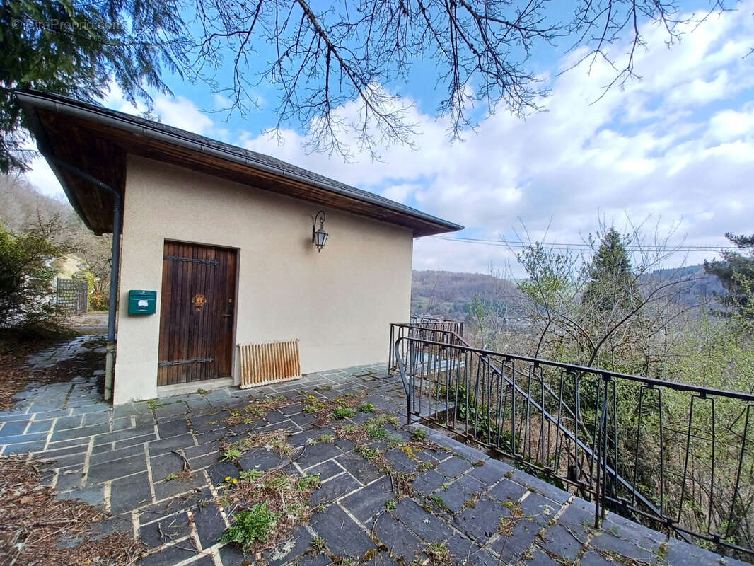 Maison à SAINT-MARTIN-VALMEROUX