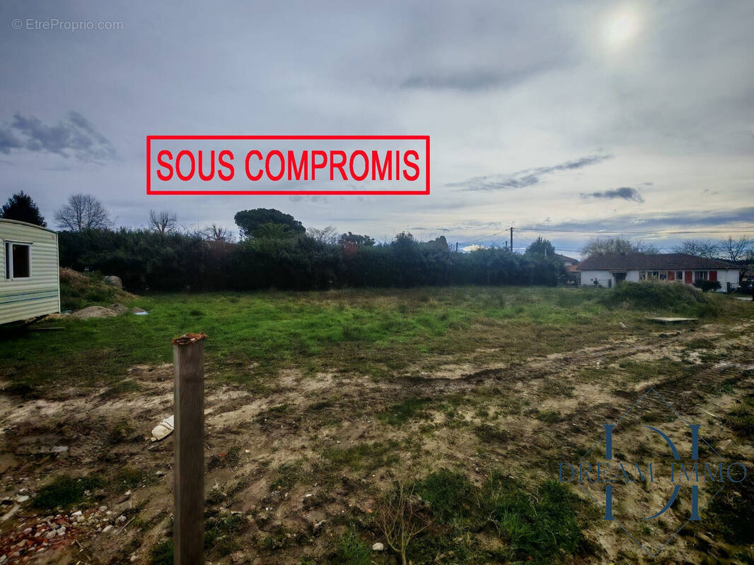 Terrain à SAINT-LON-LES-MINES