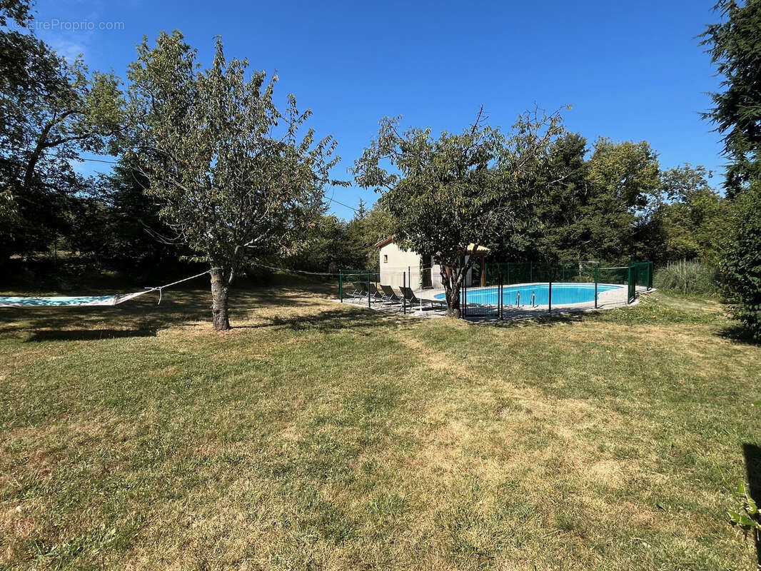 Maison à SAINT-VALLIER-DE-THIEY