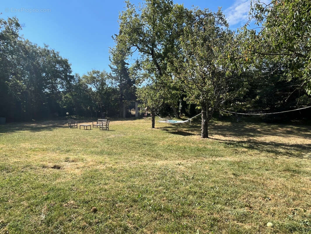 Maison à SAINT-VALLIER-DE-THIEY