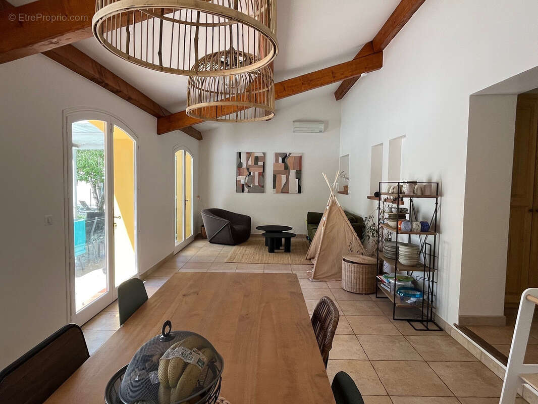 Maison à SAINT-VALLIER-DE-THIEY