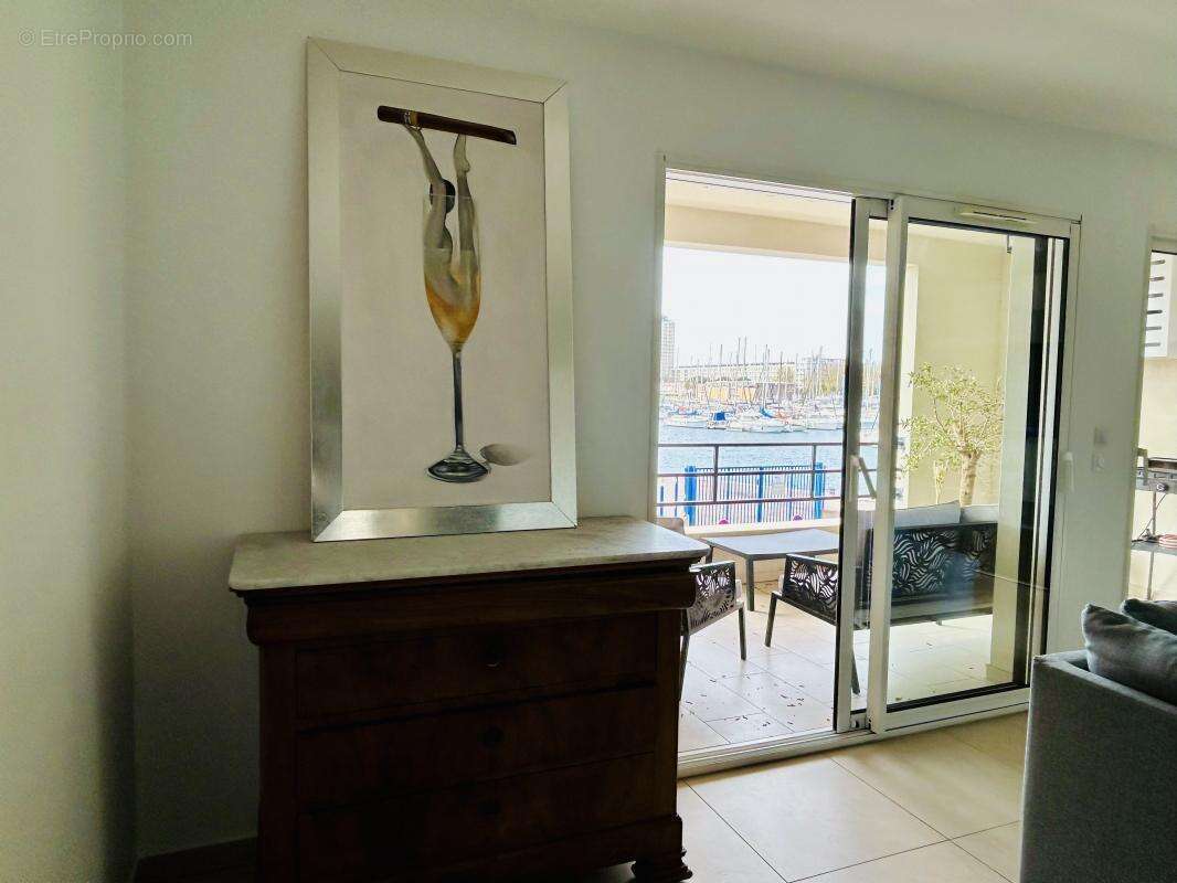 Appartement à PORT-DE-BOUC