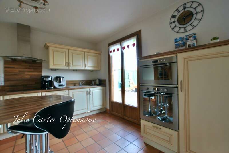 Maison à COURTILLERS