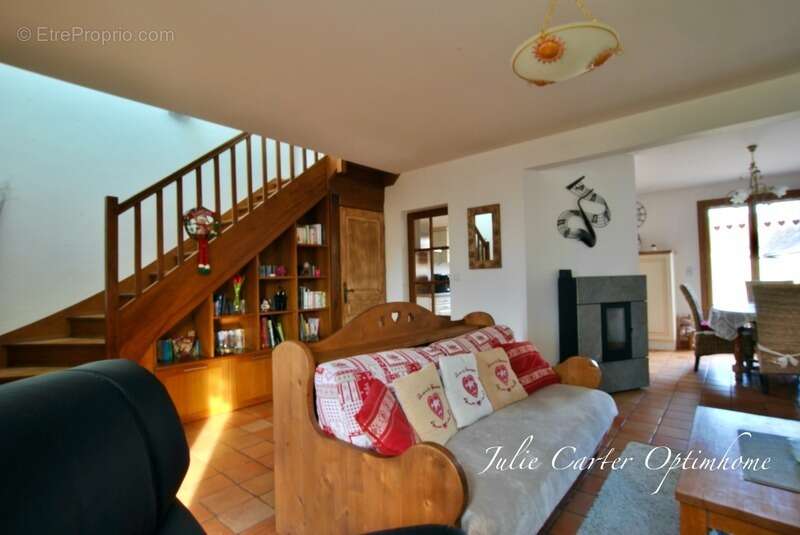 Maison à COURTILLERS