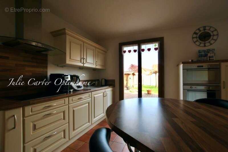 Maison à COURTILLERS