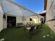 Maison à SAINT-LEONARD-DE-NOBLAT