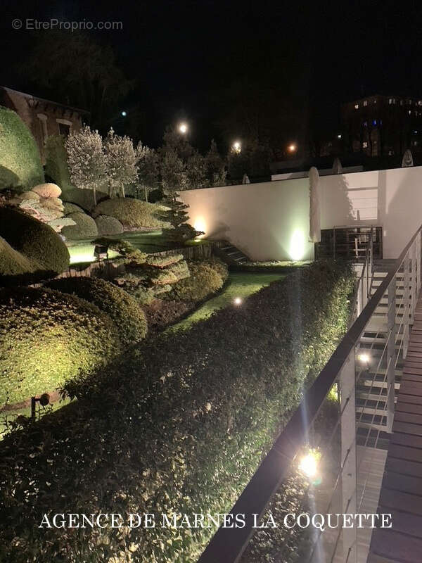 Maison à VILLE-D&#039;AVRAY