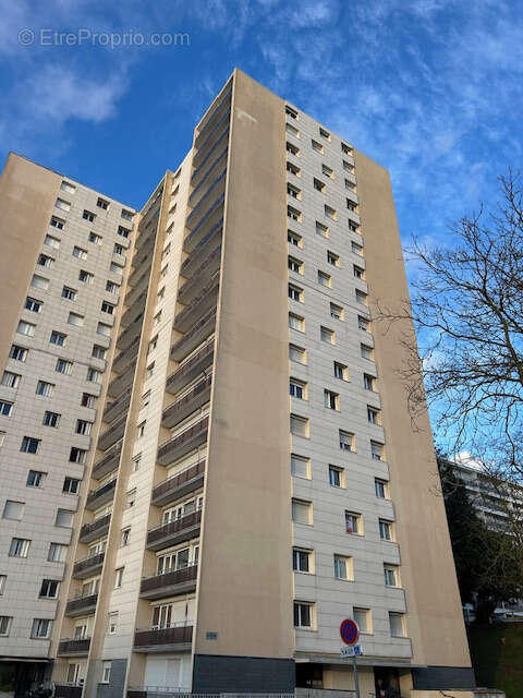 Appartement à LE PETIT-QUEVILLY