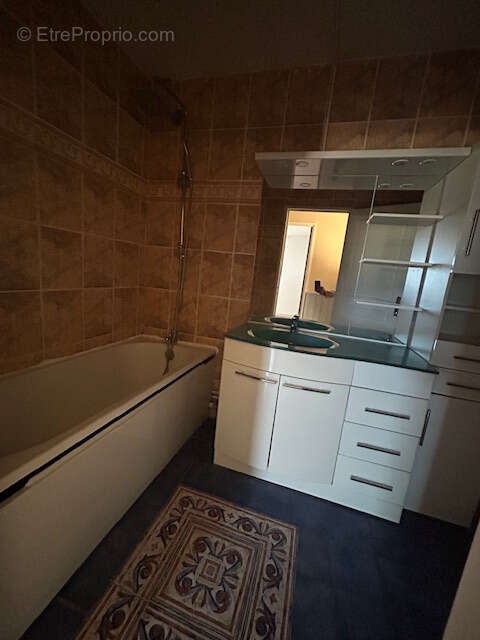 Appartement à LE PETIT-QUEVILLY