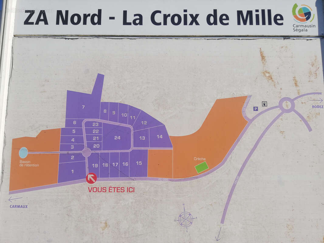 Terrain à PAMPELONNE