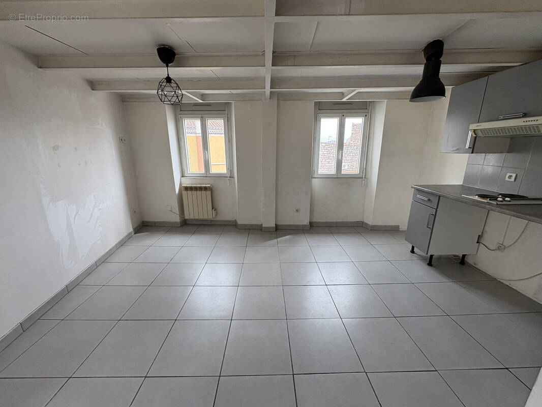 Appartement à MARSEILLE-12E