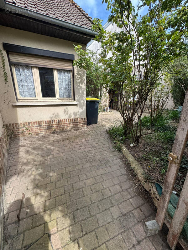 Maison à BETTENCOURT-SAINT-OUEN