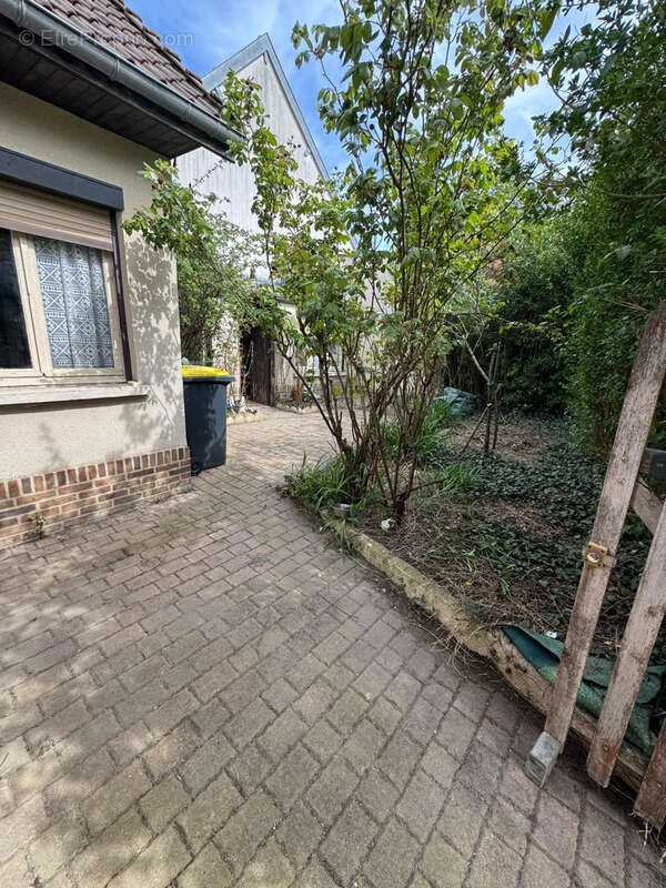 Maison à BETTENCOURT-SAINT-OUEN