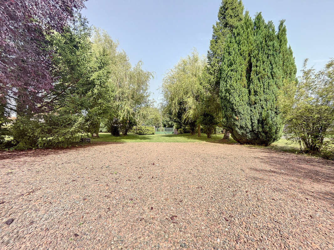 Maison à CRECY-EN-PONTHIEU