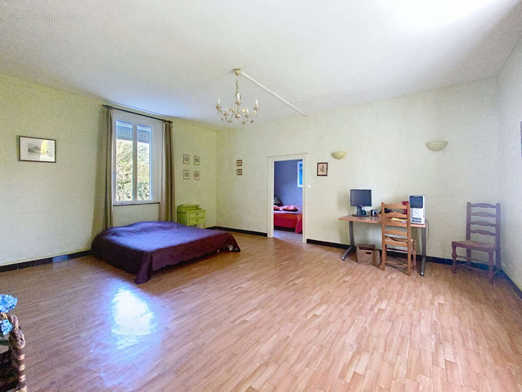 Maison à CRECY-EN-PONTHIEU