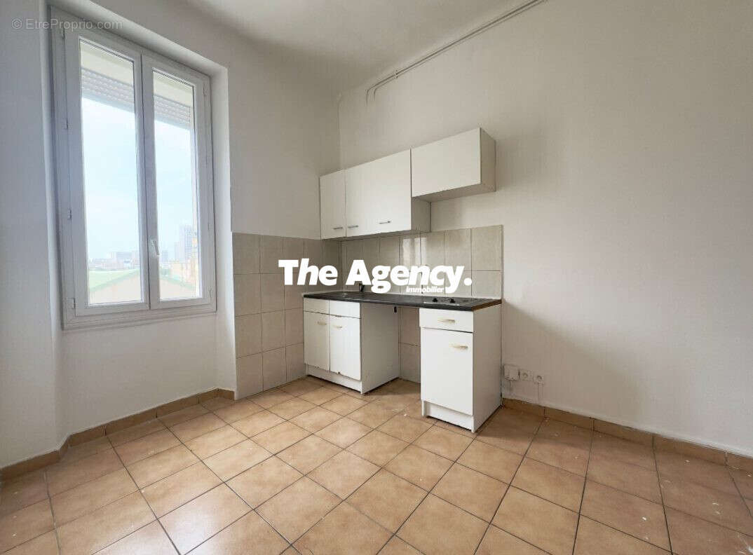 Appartement à MARSEILLE-14E