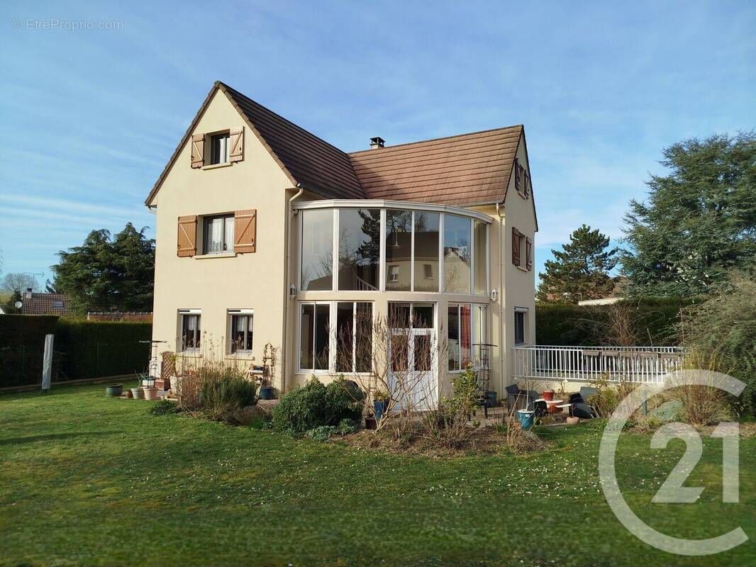 Maison à SAINT-PATHUS