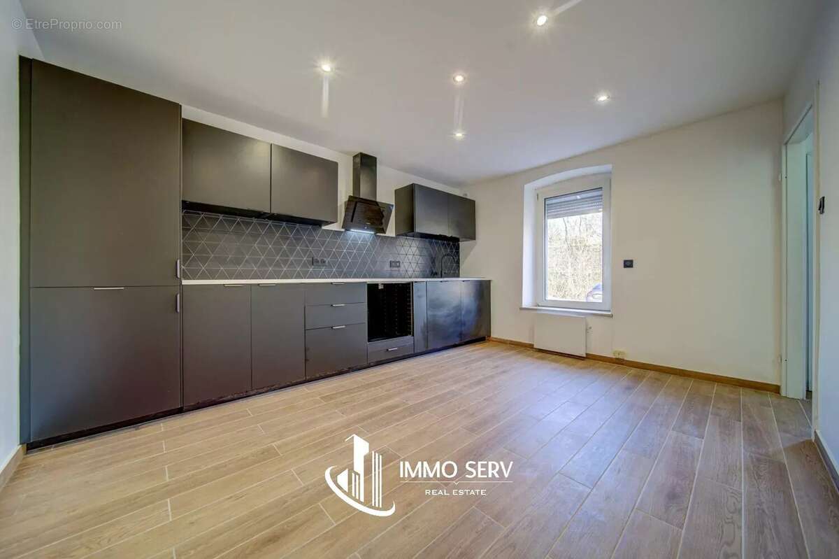 Maison à AUDUN-LE-TICHE