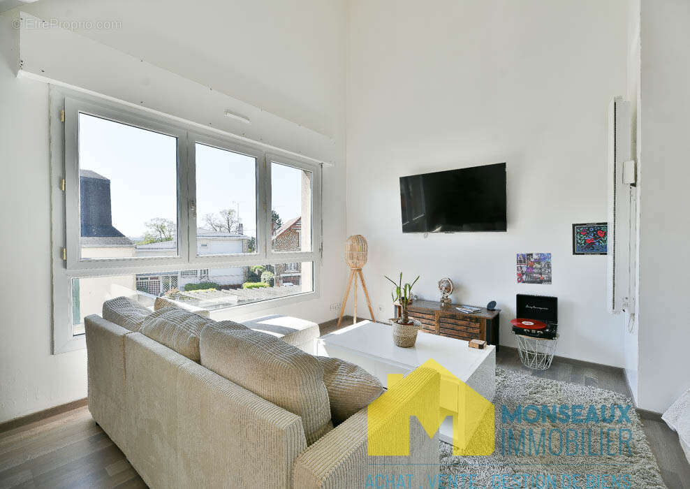 Appartement à EPINAY-SUR-ORGE