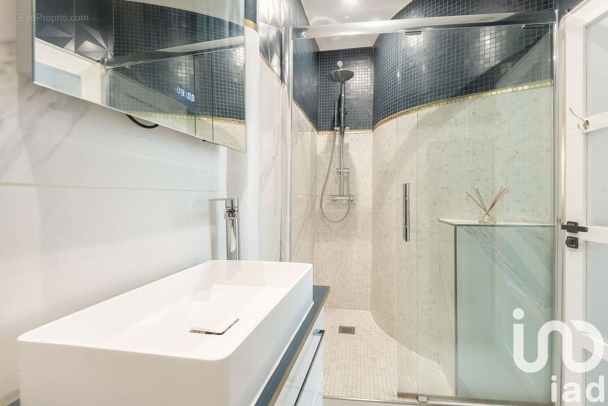 Photo 8 - Appartement à PARIS-9E