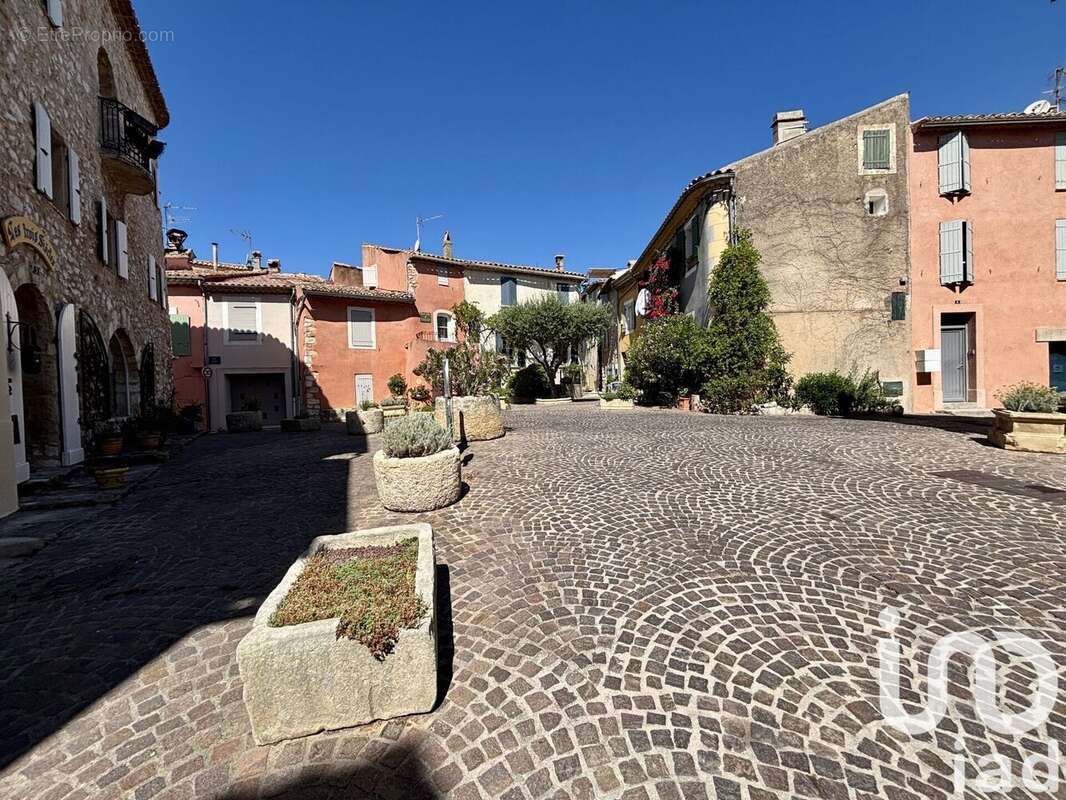 Photo 3 - Maison à VENTABREN